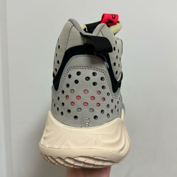 ⭐️NIKE JORDAN DELTA MID SNEAKERS main image 10